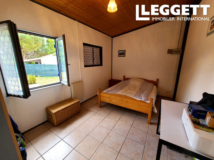 Image No.9-4 Bed House for sale