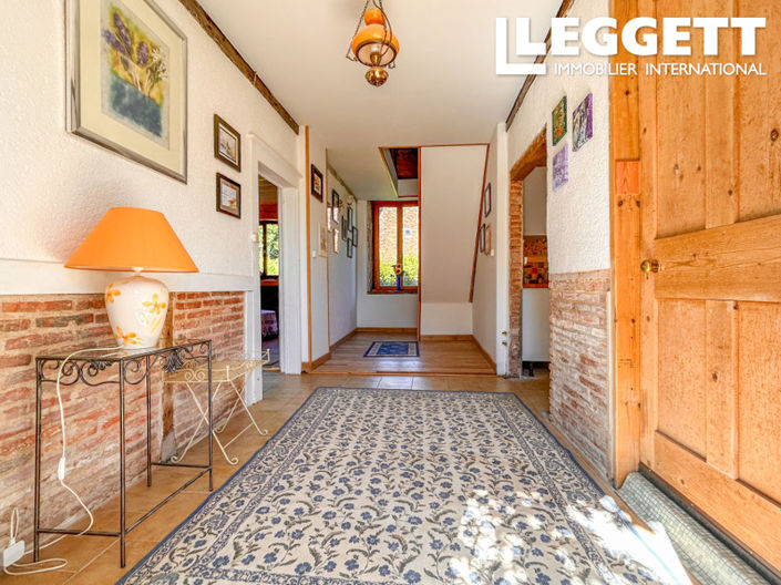 Image No.3-4 Bed House for sale