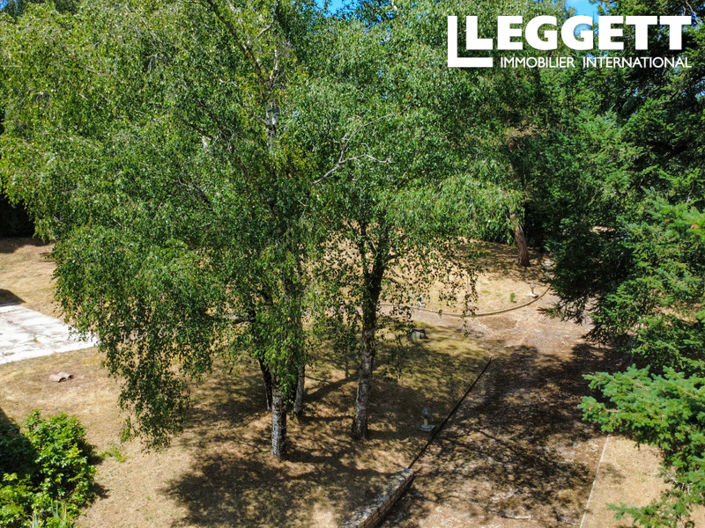 Image No.10-5 Bed House for sale