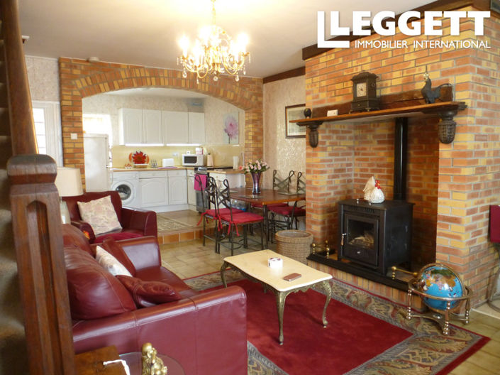 Image No.3-2 Bed House for sale