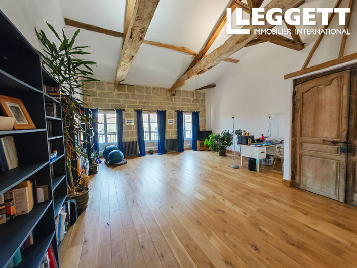 Image No.2-3 Bed House for sale