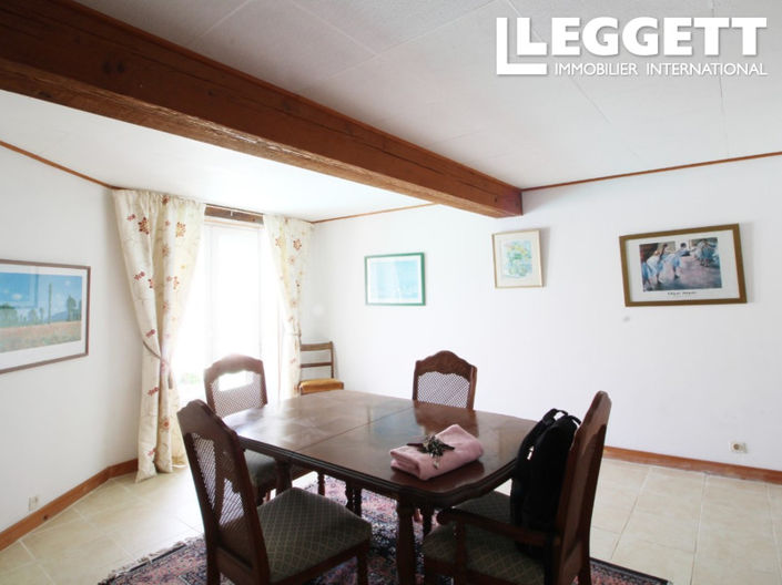 Image No.5-4 Bed House for sale