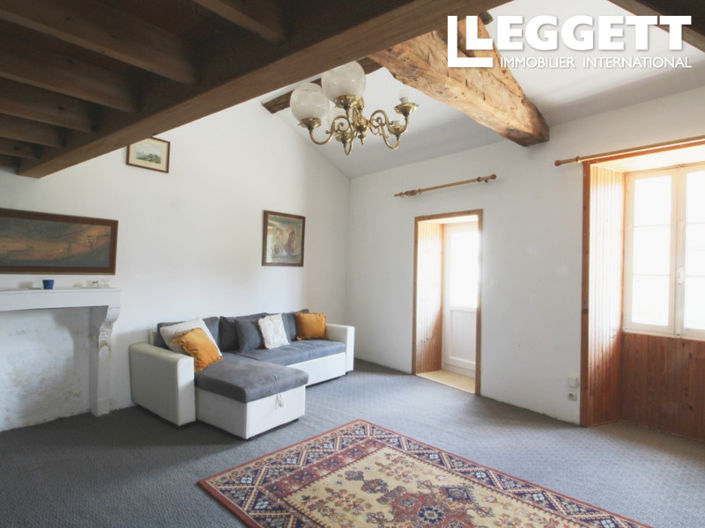 Image No.6-4 Bed House for sale