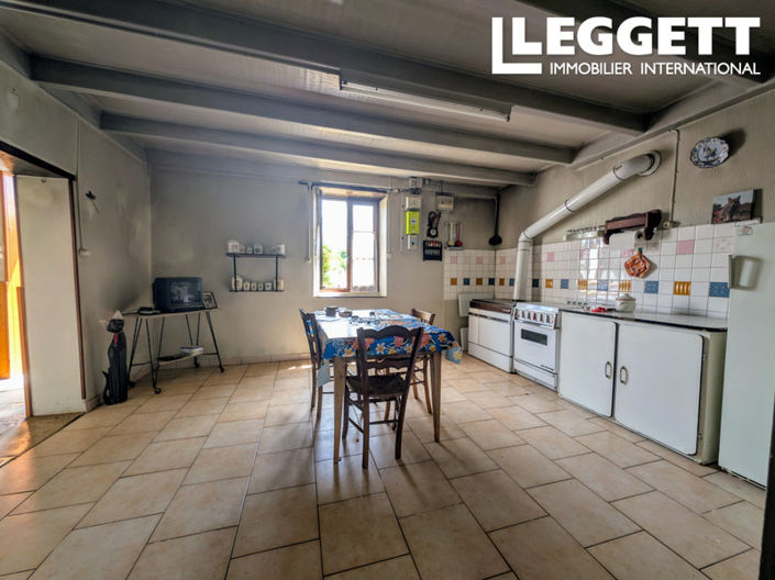 Image No.4-2 Bed House for sale