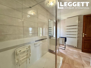 ahr0chm6ly9jzg4uagvzdglhlmltbw8vaw1hz2uvvevom