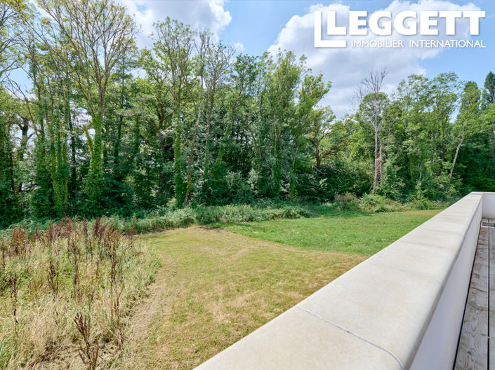 Image No.4-2 Bed House for sale