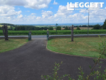 ahr0chm6ly9jzg4uagvzdglhlmltbw8vaw1hz2uvvevom