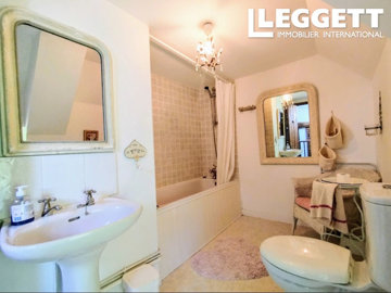 ahr0chm6ly9jzg4uagvzdglhlmltbw8vaw1hz2uvvevom