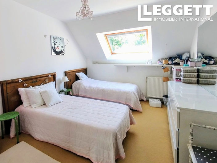 Image No.9-4 Bed House for sale