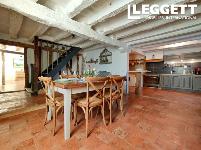 Image No.6-5 Bed House for sale