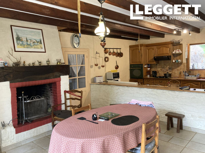 Image No.2-4 Bed House for sale