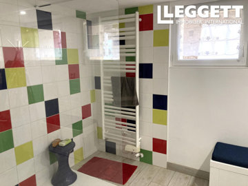 ahr0chm6ly9jzg4uagvzdglhlmltbw8vaw1hz2uvvevom