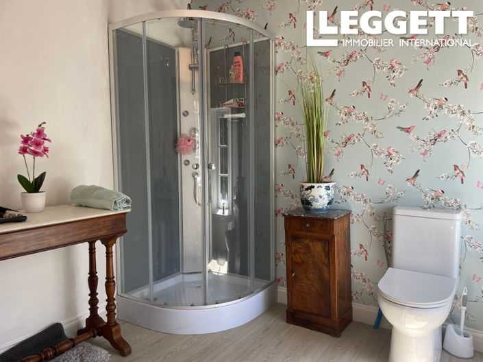 Image No.9-2 Bed House for sale