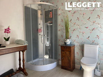 ahr0chm6ly9jzg4uagvzdglhlmltbw8vaw1hz2uvvevom