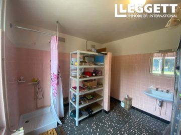 ahr0chm6ly9jzg4uagvzdglhlmltbw8vaw1hz2uvvevom