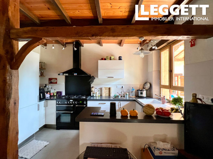 Image No.7-4 Bed House for sale