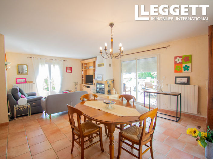 Image No.4-4 Bed House for sale