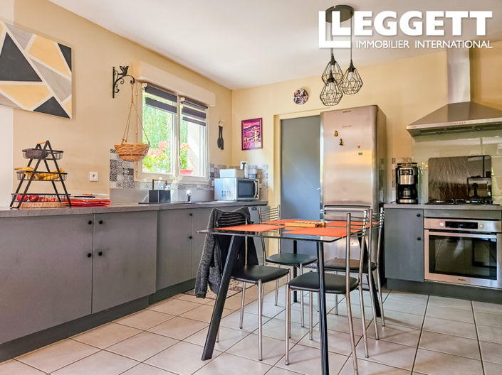 Image No.5-3 Bed House for sale