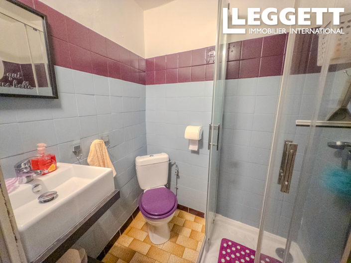 Image No.10-2 Bed House for sale