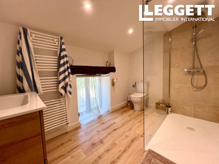 Image No.7-2 Bed House for sale