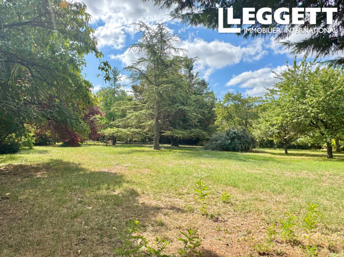 Image No.6-5 Bed House for sale