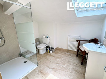 ahr0chm6ly9jzg4uagvzdglhlmltbw8vaw1hz2uvvevom