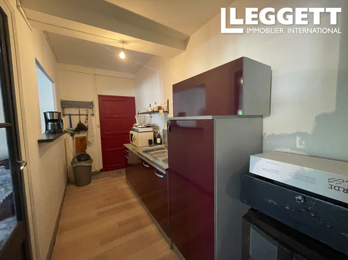 Image No.10-2 Bed House for sale