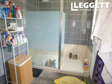 ahr0chm6ly9jzg4uagvzdglhlmltbw8vaw1hz2uvvevom