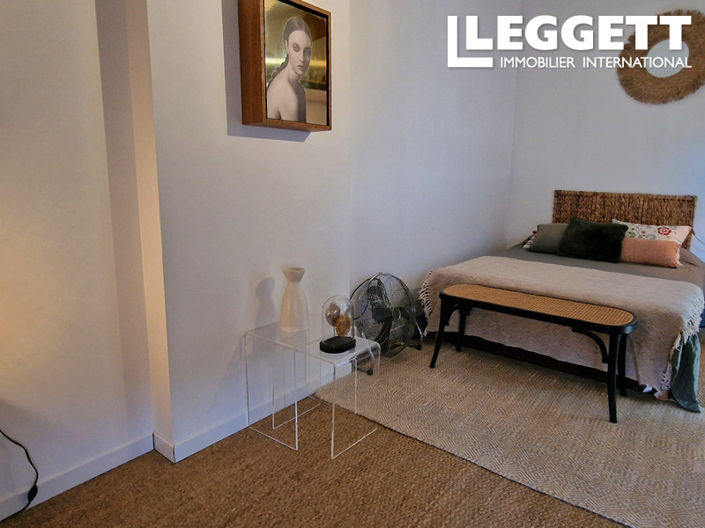 Image No.6-3 Bed House for sale