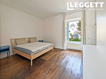 ahr0chm6ly9jzg4uagvzdglhlmltbw8vaw1hz2uvvevom