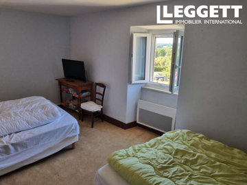 ahr0chm6ly9jzg4uagvzdglhlmltbw8vaw1hz2uvvevom