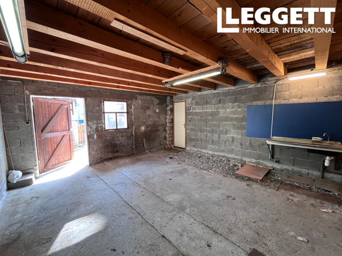 Image No.9-2 Bed House for sale