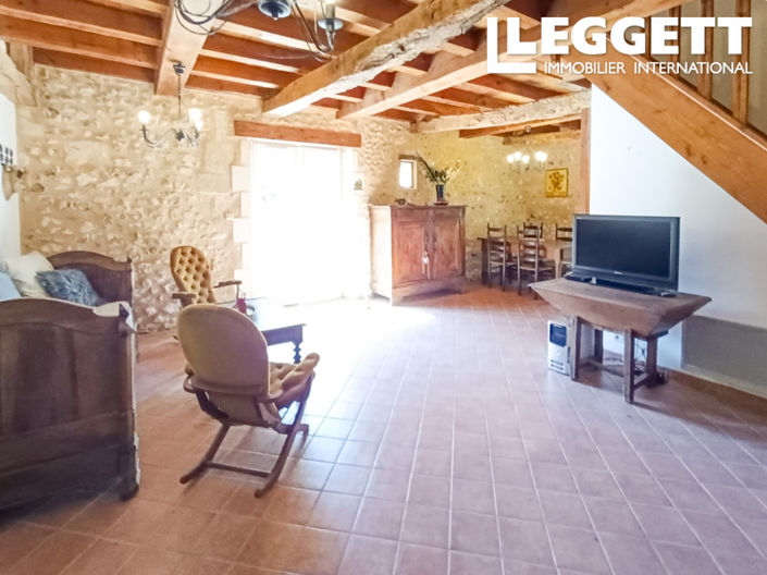 Image No.9-7 Bed House for sale