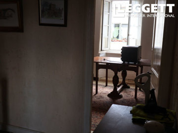 ahr0chm6ly9jzg4uagvzdglhlmltbw8vaw1hz2uvvevom