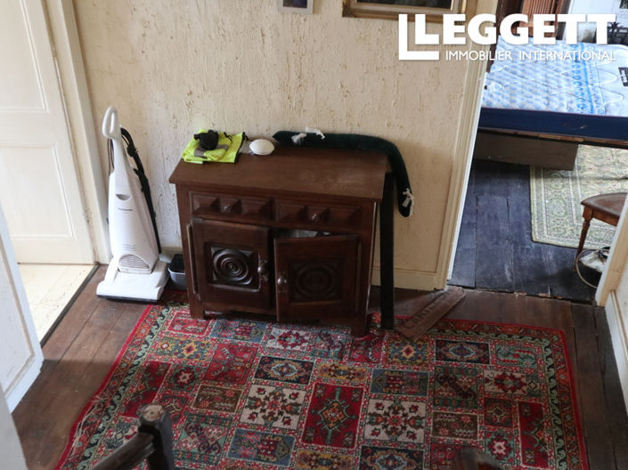 Image No.5-House for sale