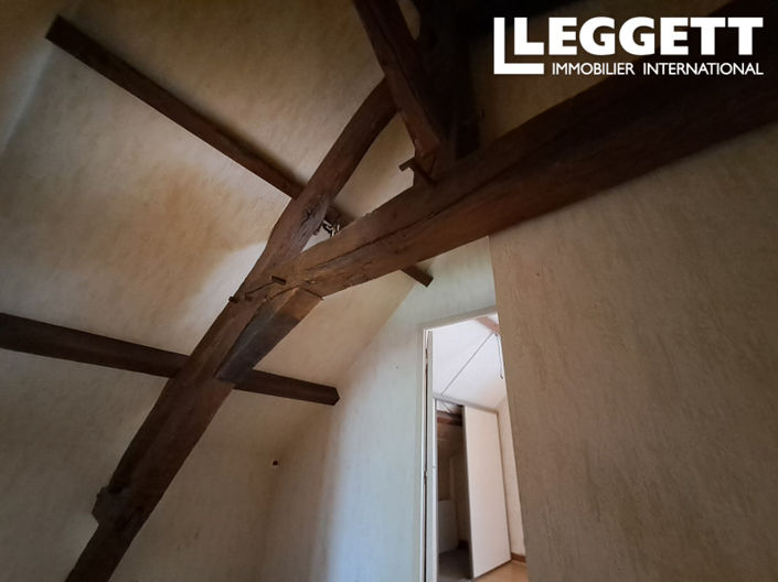 Image No.9-2 Bed House for sale