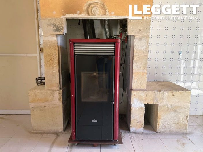 Image No.3-2 Bed House for sale