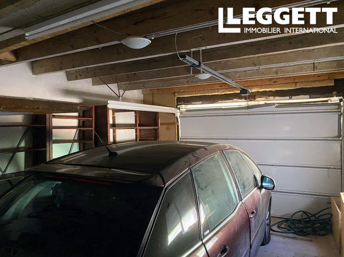 Image No.9-2 Bed House for sale