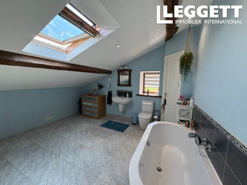 ahr0chm6ly9jzg4uagvzdglhlmltbw8vaw1hz2uvvevom