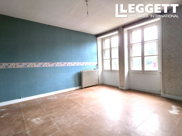 Image No.8-House for sale