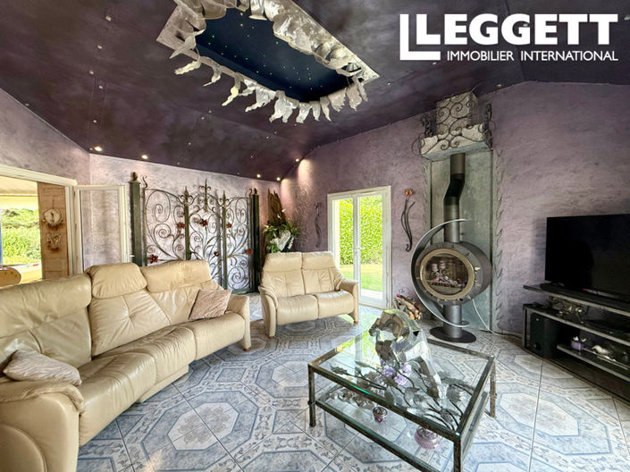 Image No.9-3 Bed House for sale