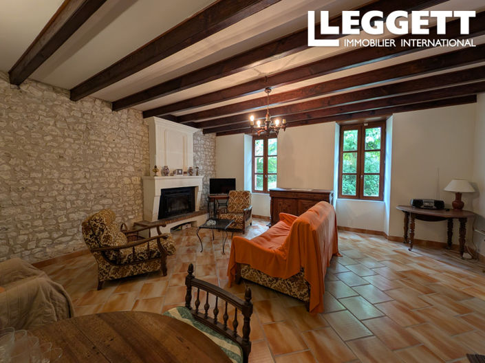 Image No.4-2 Bed House for sale