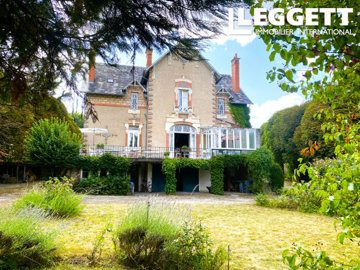 1 - Saint-Amand-Montrond, House