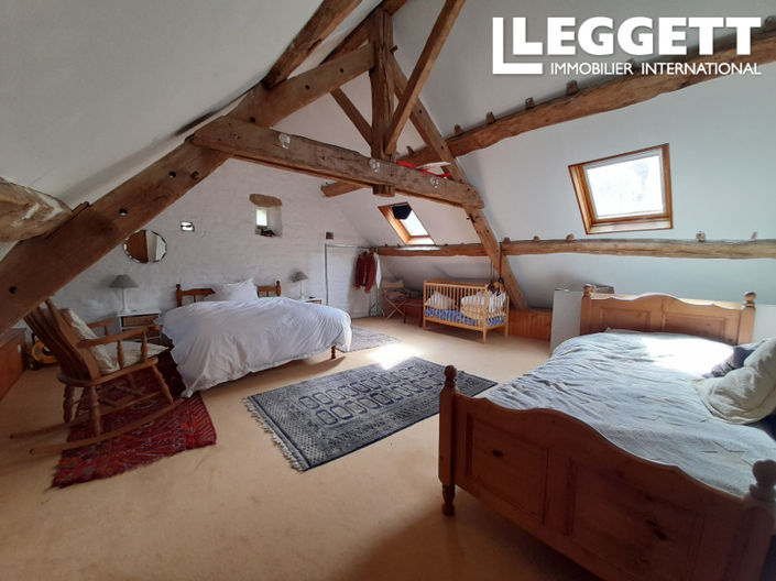 Image No.4-5 Bed House for sale