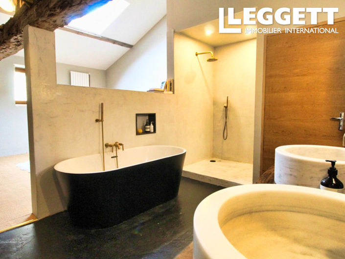 Image No.7-3 Bed House for sale