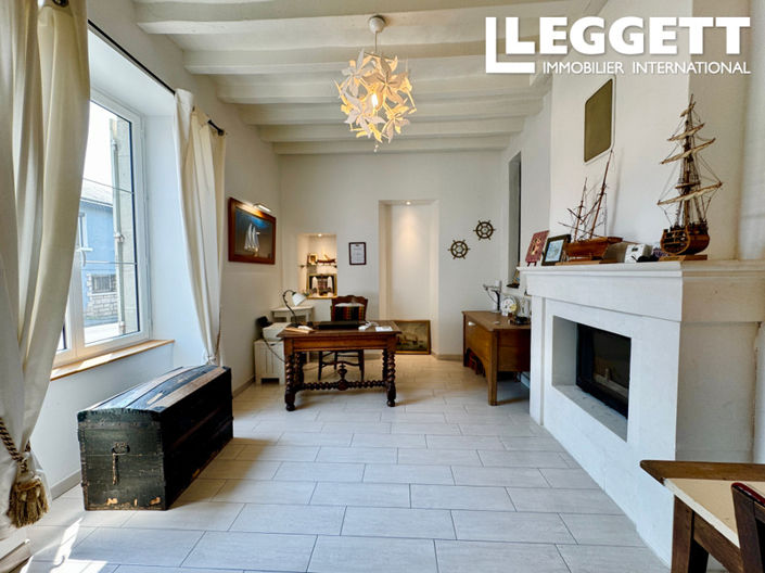 Image No.4-6 Bed House for sale