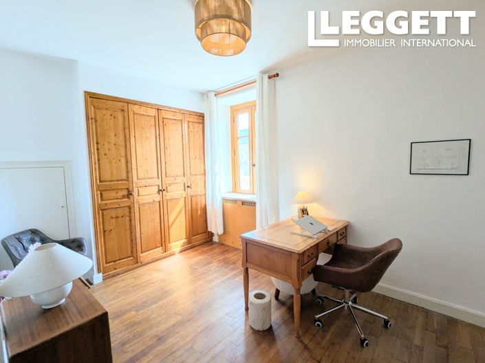 Image No.5-5 Bed House for sale