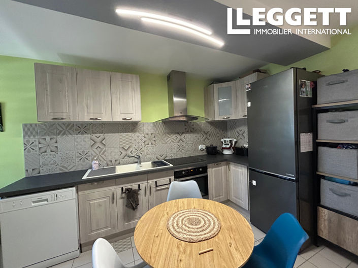 Image No.8-2 Bed House for sale