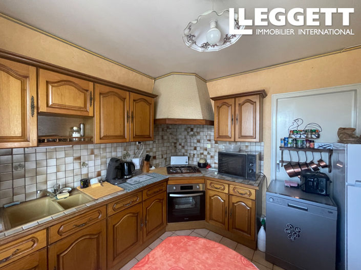 Image No.3-5 Bed House for sale