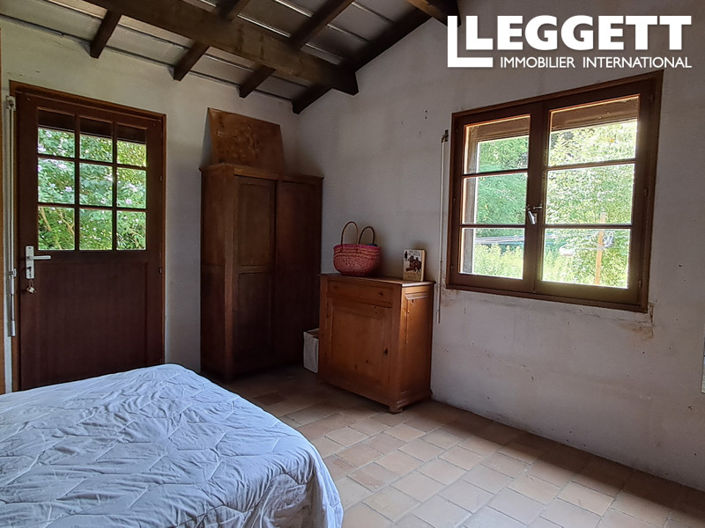 Image No.6-4 Bed House for sale